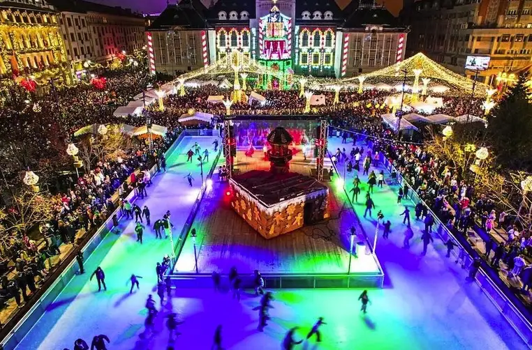 280.000 m² di incanto Natalizio nel mercatino di Natale più grande d’Europa: benvenuti a Craiova