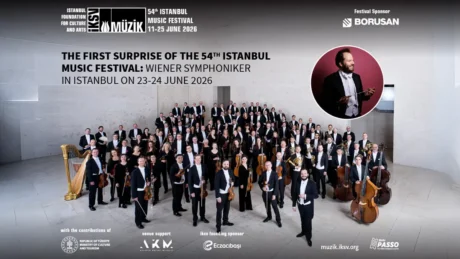 La 18ª Biennale di Istanbul esplora l’arte in Turchia tra censura, resilienza e nuove forme di libertà creativa sotto il regime di Erdoğan