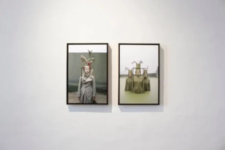 Scopri Rerum Novarum di Matteo Basilé a Todi: ritratti ibridi, paesaggi post-urbani e una nuova intelligenza naturale che fonde arte, tecnologia e spiritualità. Esperienza multisensoriale alla Galleria Giampaolo Abbondio