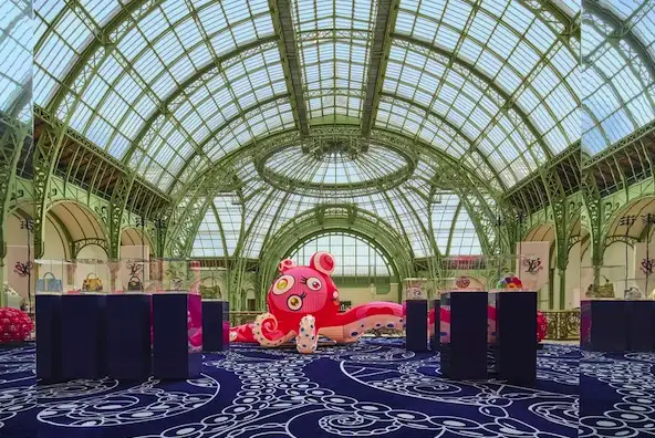 Takashi Murakami per Louis Vuitton, il polpo luminoso all’Art Basel 2025